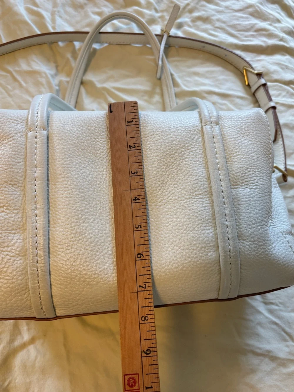 Vera Bradley White Leather Mallory Satchel Purse w Shoulder and Crossbody Straps